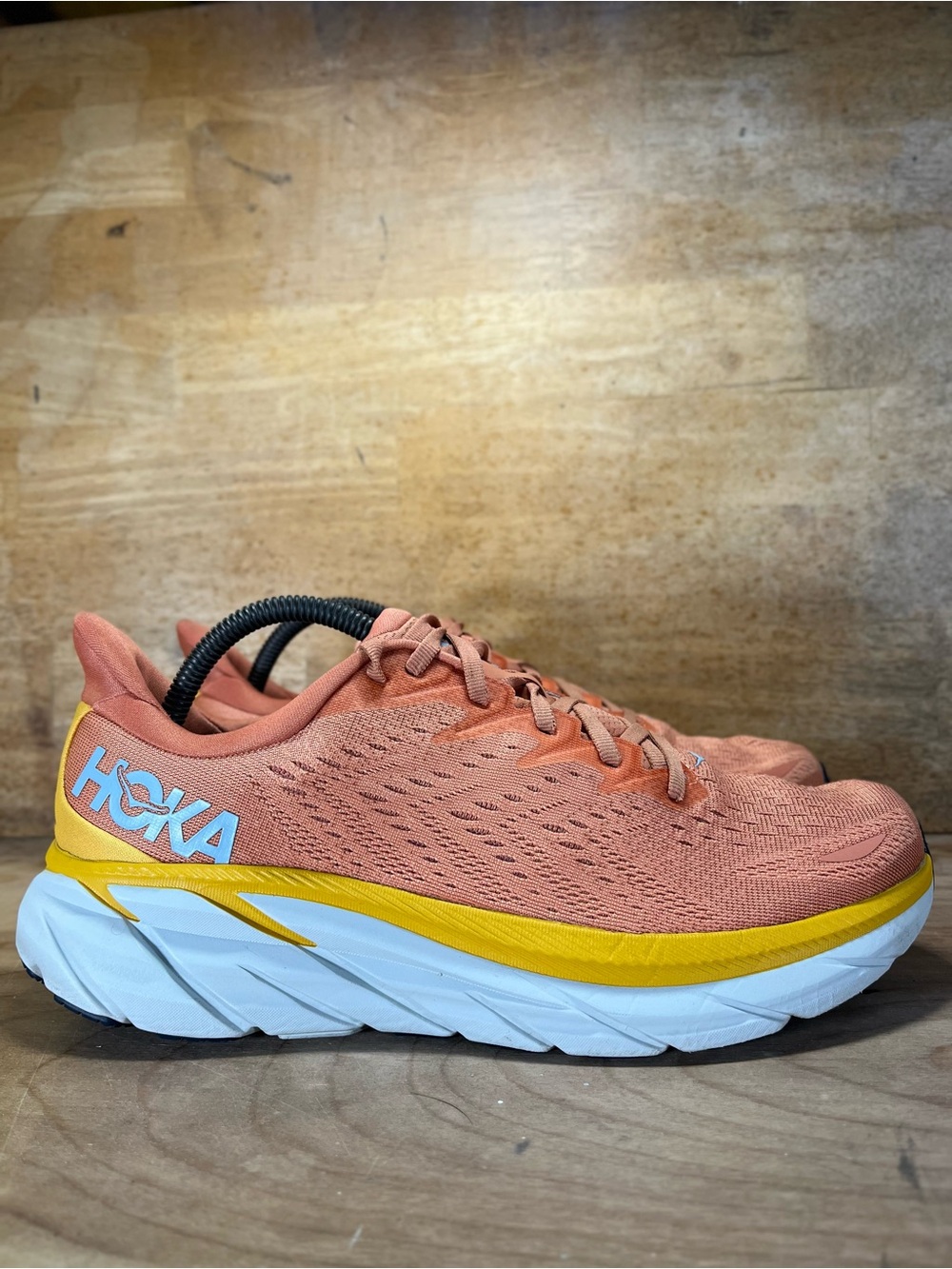 Hoka One One Clifton 8 Womens Size 10 Running Shoes Sun Baked/Shell Coral